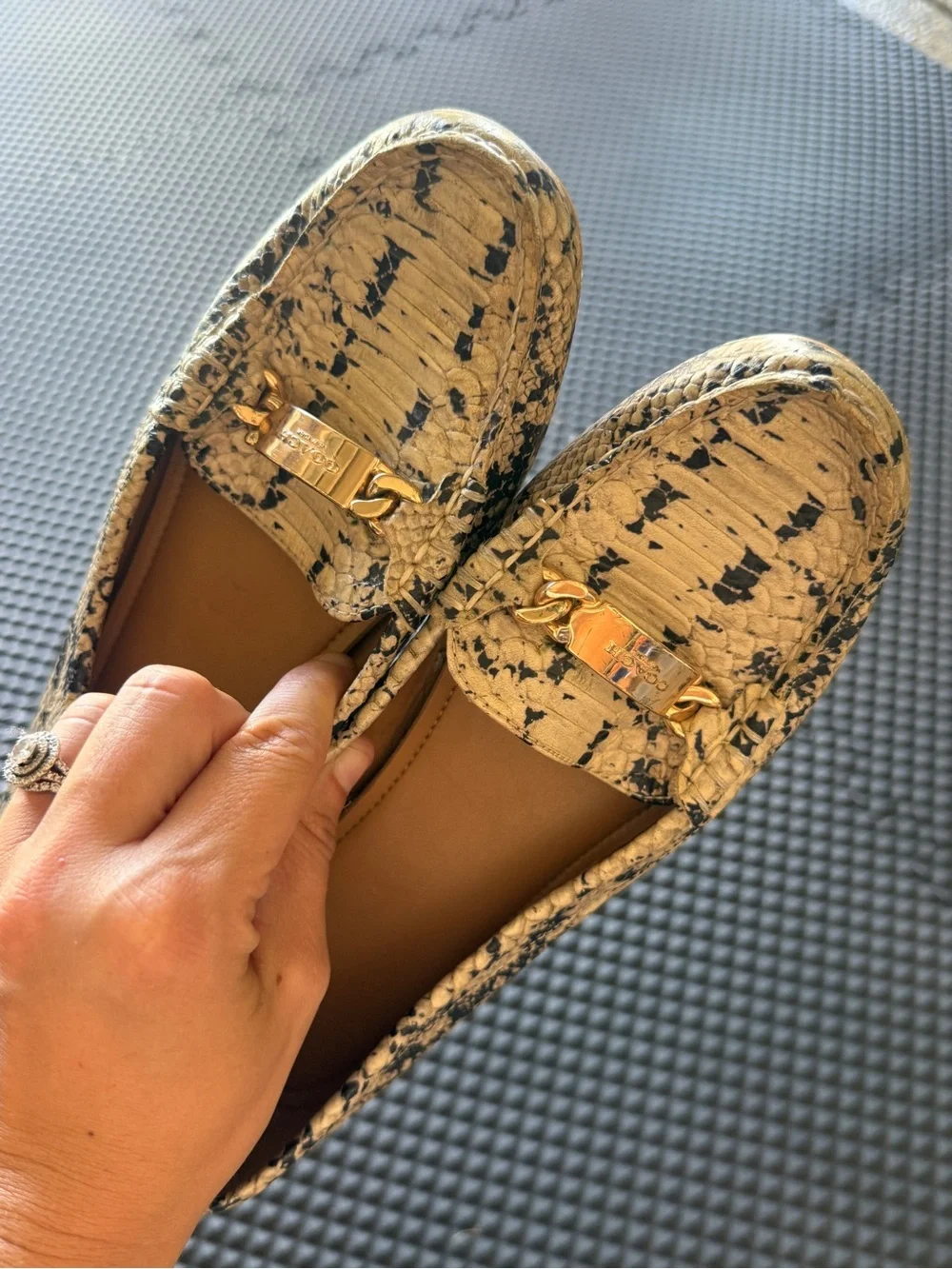 Coach snakeskin print loafers 6.5 women’s